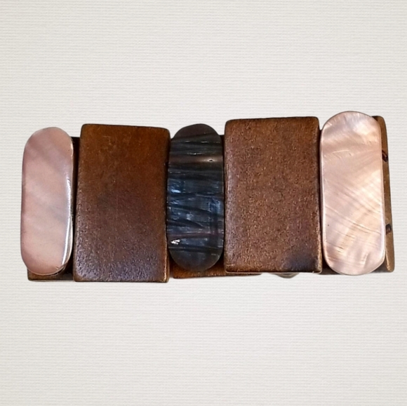 Vintage 1970s Wood and Acrylic Stretch Cuff Bracelet - Picture 4 of 16